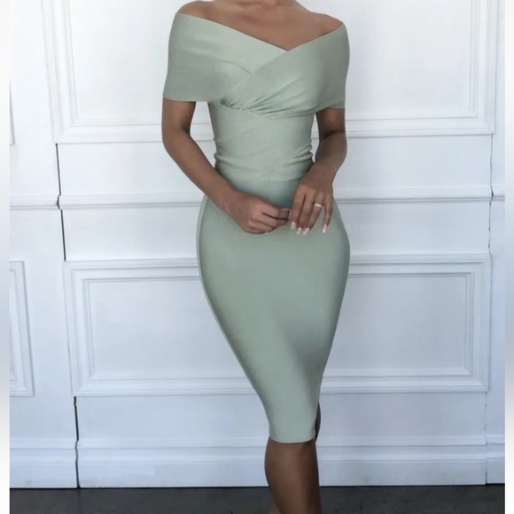 House of CB Dresses & Skirts - House of CB off the shoulder green dress
